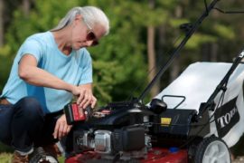 What Type Of Oil Does Lawn Mowers Use