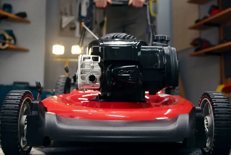 Who Sells Used Lawn Mowers?