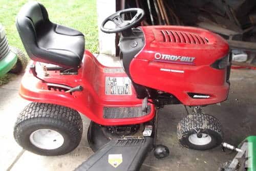 Who Makes Troy Bilt Riding Lawn Mowers