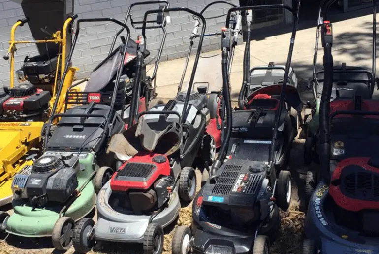 Who Sells Used Lawn Mowers?