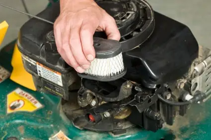 lawn mower Change the oil filter