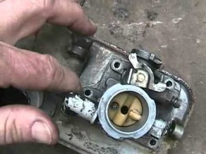 How To Adjust Throttle On Briggs And Stratton Lawn Mower (Step-By-Step ...