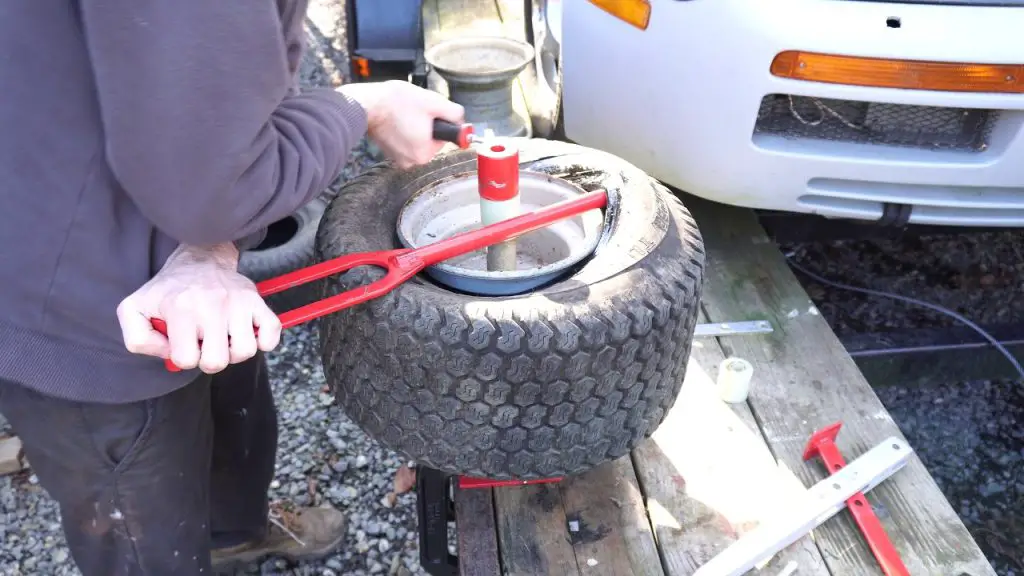 How To Change Lawn Mower Tire? Here Is The Process How To Put A Lawnmower Tire Back On The Rim