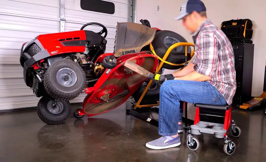 how-to-lift-riding-mower-to-change-blades